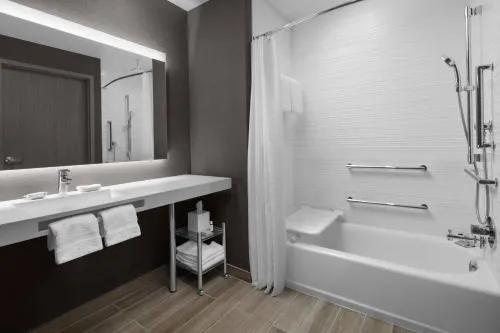 AC Hotel by Marriott Miami Dadeland photo 12