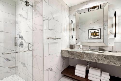 JW Marriott New Orleans Image
