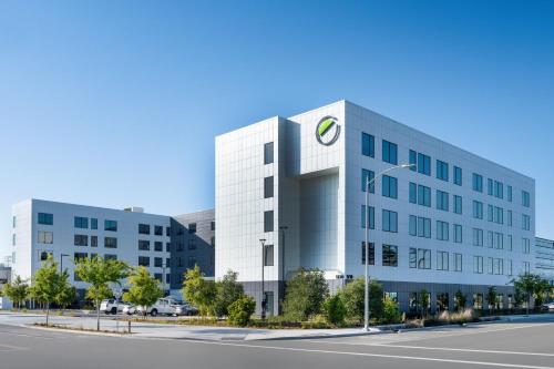 Element San Jose Airport Image