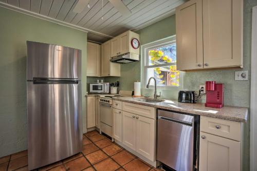 Gallery image of Palm Harbor Vacation Rental, Walk to Crystal Beach in Palm Harbor