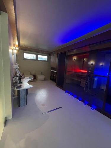 a room with a bathroom with a tub and a sink at Modus Aquae in Brisighella