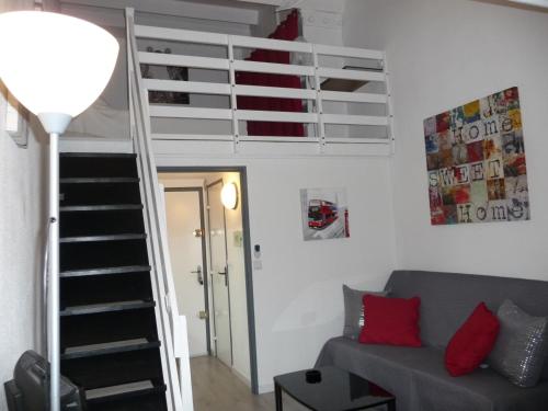 Studio moderne avec mezzanine et parking proche plage - FR-1-338-314