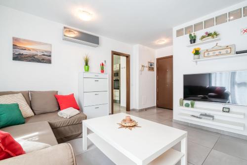 Mare Home - Beach & City