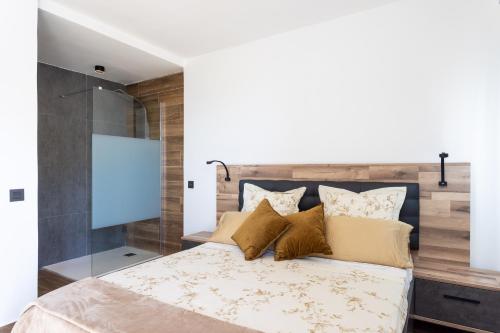 Spectacular 3-BRs Penthouse with sea view
