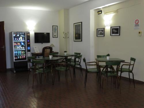 TV a/nebo společenská místnost v ubytování Hotel San Michele