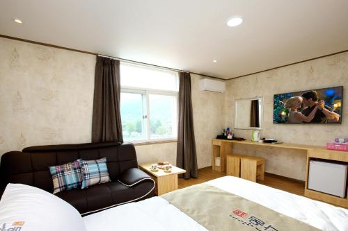 Gallery image of Traum Hotel & Condo in Gapyeong