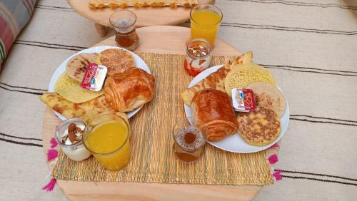 Comida en o cerca de este albergue