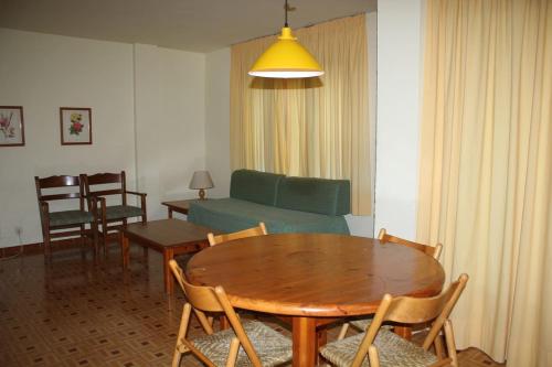 Apartamentos Pessets Adelaida – Photos 4