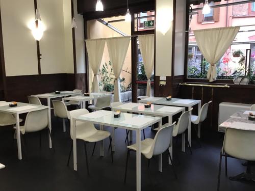 A restaurant or other place to eat at Hotel San Giorgio