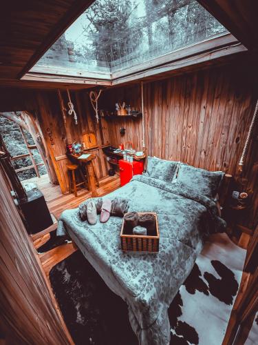 Ruang duduk di Cabana da Árvore e Cabana Retrô - ForestPlace