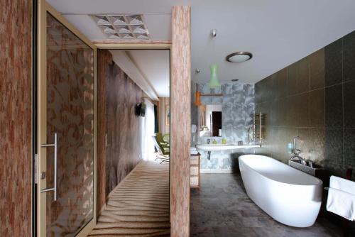 Kúpeľňa v ubytovaní Hotel Lenart