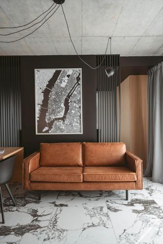 Зона вітальні в 26 Bricks Suites