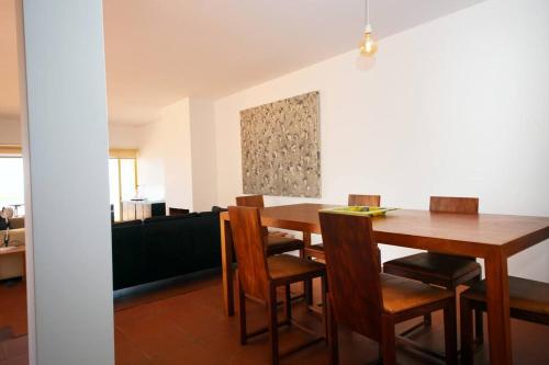 Brilhante - large one bedroom Condo with Splendid Seaview