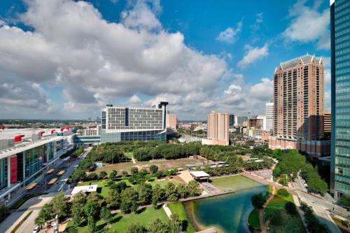 a view of a city skyline with tall buildings at Marriott Marquis Houston in Houston