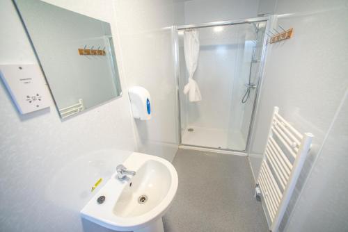 Un baño de Portree Youth Hostel