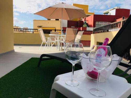 Nápoje v ubytovaní Estudio con amplia terraza en Puerto de la Cruz