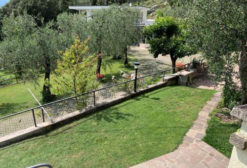 an aerial view of a park with a fence at Appartamento Gardenia in Malcesine