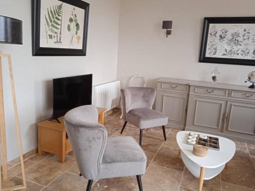 Photo de la galerie de l'établissement Maison de Vacances L'Eclardière, à La Chapelle-Janson