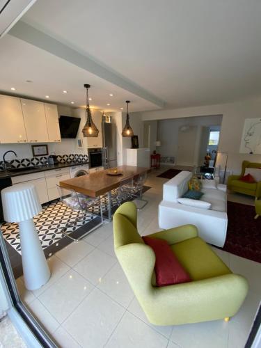 Grand appartement de style avec parking - Cannes