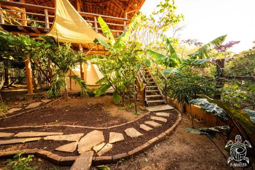Κήπος έξω από το Casa La Aventura Guasacate - Popoyo