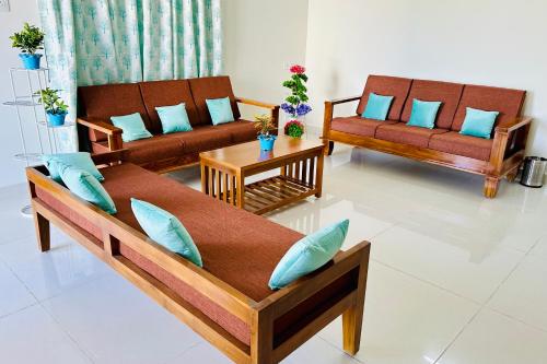 Tirupati Homestay - Ragunatha Resorts - Pride Luxury apartments by Stayflexi - AC - Great location