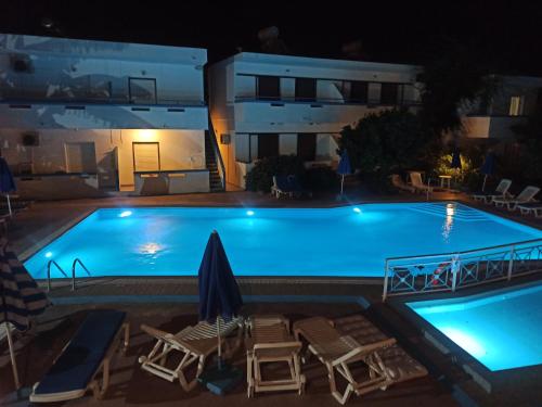 Swimming pool sa o malapit sa Giovanni Apartments Kos Studio 20