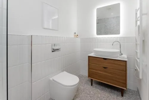 40 Renshaw Apartments photo 9