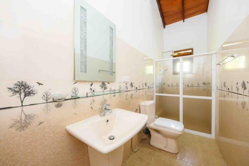 Koupelna v ubytování Deema's Villa