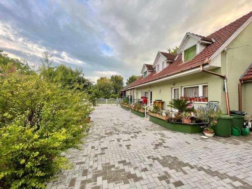 Györe Vendégház Galambok