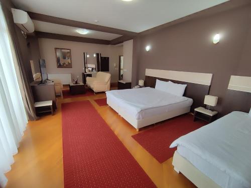 Premier Hotel