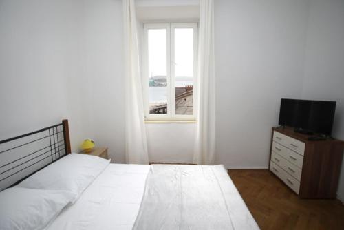 Apartment Una