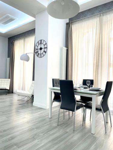 Foto dalla galleria di Duomo Platinum Apartments a Napoli