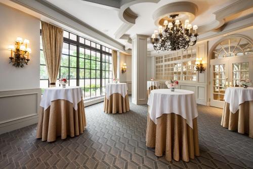 Restaurace v ubytování The St. Regis Houston