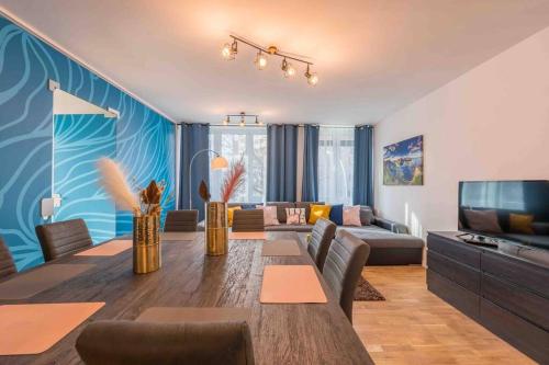 Posezení v ubytování BIG 7RMS City Central Loft, 1ALocation