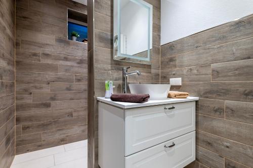 Ένα μπάνιο στο Ferienwohnung Blickfang am Nordberg