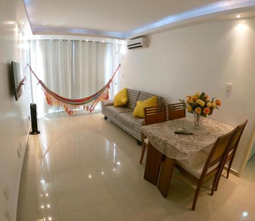 Posezení v ubytování Cabo Frio Lindo 2 quartos Reformado para 8 pessoas