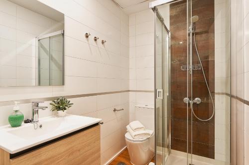 A bathroom at Shine City Center