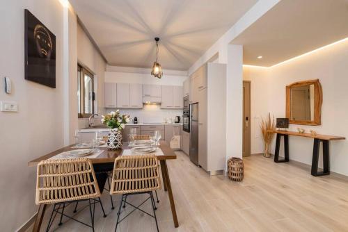 Rosa’s luxury apartment