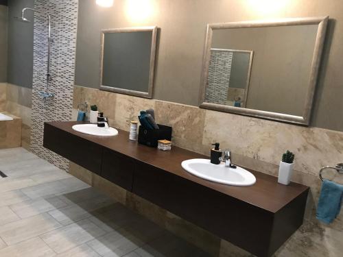 Gallery image of Luxury Zamárdi in Zamárdi