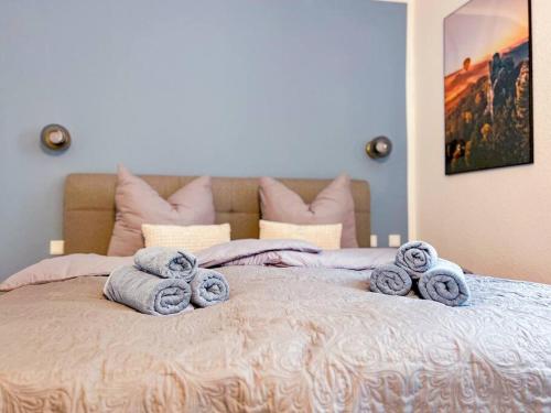 Postel nebo postele na pokoji v ubytování Ferienwohnung 4 Personen *Parkplatz, WLAN, Waschmaschine*