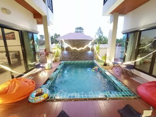 Gambar di galeri bagi Richly pool villa@Phitsanulok di Ban Ko