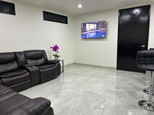 Televisyen dan/atau pusat hiburan di Suites Marvento