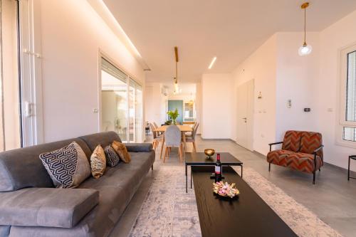 Χώρος καθιστικού στο Villa Reefna