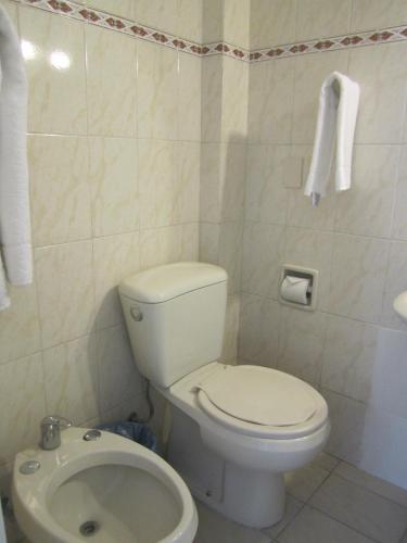 Un baño de Nuevo Hotel Plaza