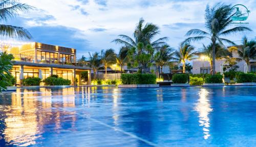Бассейн в Lumina Villas Cam Ranh, Bai Dai beach luxury resort villas или поблизости