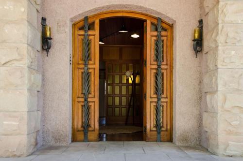 Η πρόσοψη ή η είσοδος του Lodging Apartments Villa el Raco