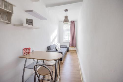 Cosy central apartment at river 1025 Budapest, 2a Kavics utca kép - 3