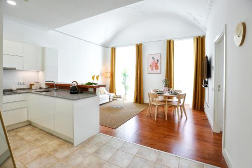 Endless Summer Apartment