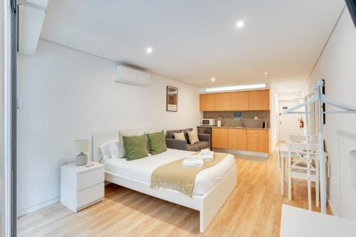 Bonjardim Downtown Apartments by DA'HOME