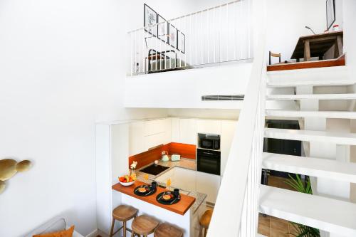 Young Spirit Apartment